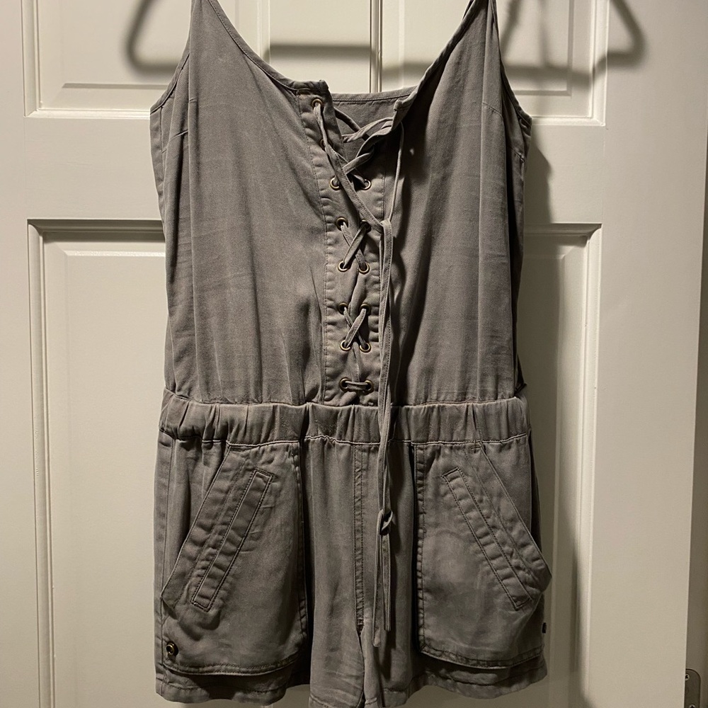 army geeen romper